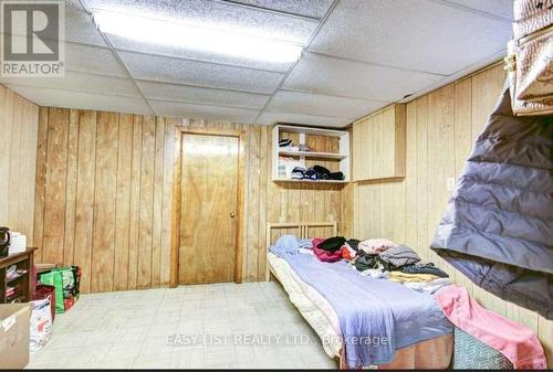 138 Rifle Range Road, Hamilton, ON - Indoor Photo Showing Bedroom