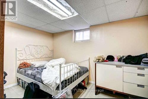 138 Rifle Range Road, Hamilton, ON - Indoor