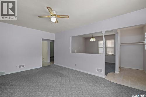 332 11Th Street E, Prince Albert, SK - Indoor Photo Showing Other Room