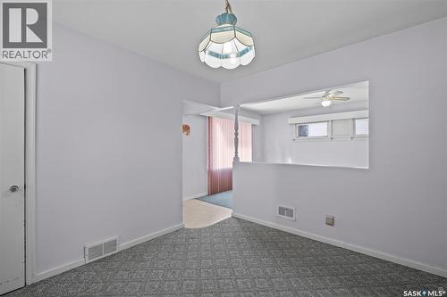 332 11Th Street E, Prince Albert, SK - Indoor Photo Showing Other Room