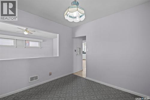 332 11Th Street E, Prince Albert, SK - Indoor Photo Showing Other Room