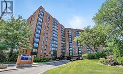 712 - 80 SANDCASTLE DRIVE  Ottawa, ON K2H 9E7