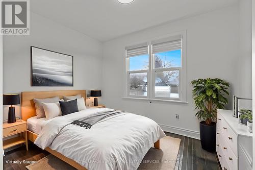 194 Crockett Street, Hamilton, ON - Indoor Photo Showing Bedroom