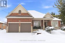 59 QUEEN STREET  Whitby (Brooklin), ON L1M 1C4