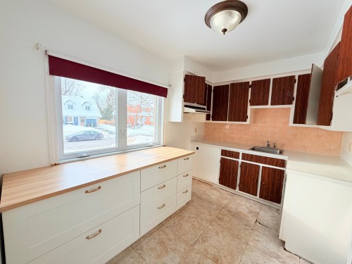 Cuisine - 4455 Rue Jolicoeur, Dollard-Des-Ormeaux, QC - Indoor