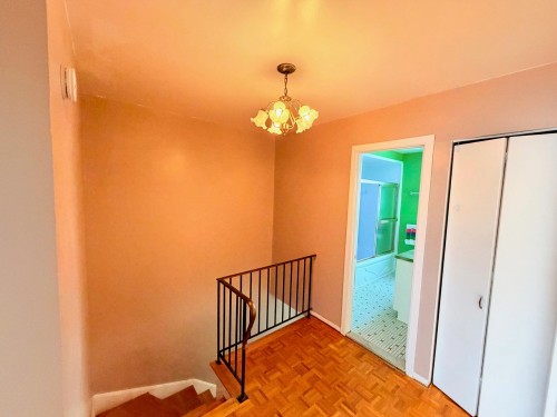 Escalier - 4455 Rue Jolicoeur, Dollard-Des-Ormeaux, QC - Indoor Photo Showing Other Room