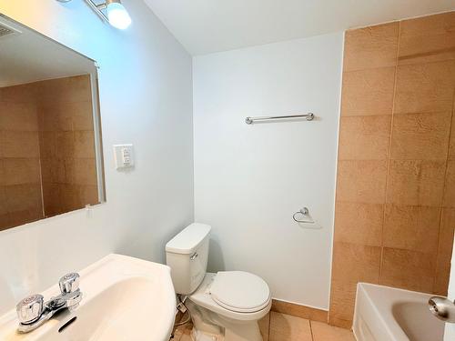 Salle de bains - 107-12100 Boul. De Pierrefonds, Montréal (Pierrefonds-Roxboro), QC - Indoor Photo Showing Bathroom
