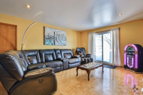 Salon - 1176  - 1178 Rg De La Rivière N., Saint-Lin/Laurentides, QC - Indoor Photo Showing Living Room