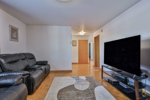 Salon - 1176  - 1178 Rg De La Rivière N., Saint-Lin/Laurentides, QC - Indoor Photo Showing Living Room