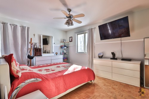 Chambre à coucher principale - 1176  - 1178 Rg De La Rivière N., Saint-Lin/Laurentides, QC - Indoor Photo Showing Bedroom