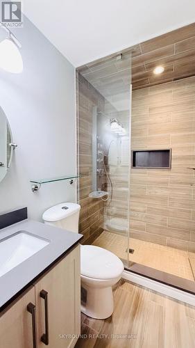 449 Mallorytown Avenue, Mississauga, ON - Indoor Photo Showing Bathroom
