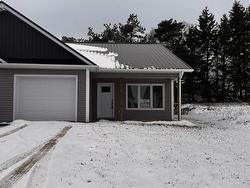 48 Stanmol Drive  Charlottetown, PE C1E 1V1