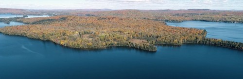 Vue sur l'eau - Ch. Tour-Du-Lac-Des-Îles, Mont-Laurier, QC 