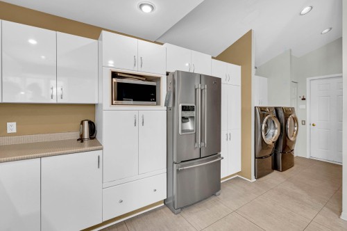 Cuisine - 374 Boul. De La Salette, Saint-Jérôme, QC - Indoor Photo Showing Kitchen