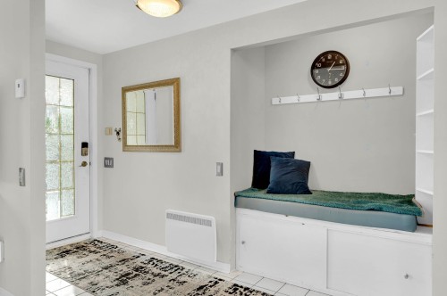 Hall d'entrée/Vestibule - 374 Boul. De La Salette, Saint-Jérôme, QC - Indoor Photo Showing Other Room