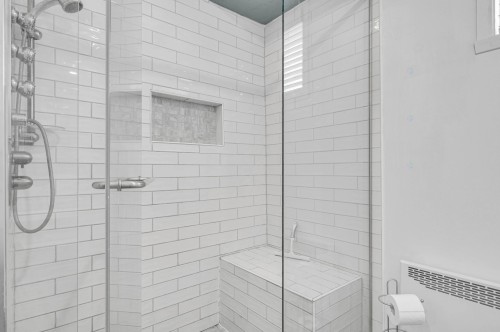 Salle de bains - 374 Boul. De La Salette, Saint-Jérôme, QC - Indoor Photo Showing Bathroom