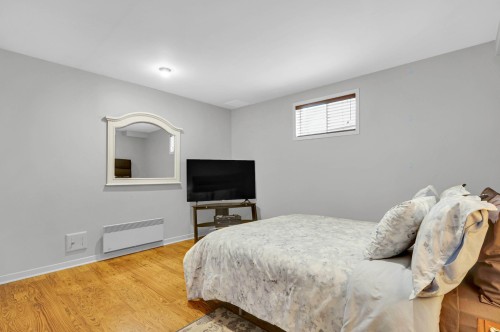 Chambre à coucher - 374 Boul. De La Salette, Saint-Jérôme, QC - Indoor Photo Showing Bedroom