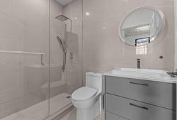Ensuite bathroom - 