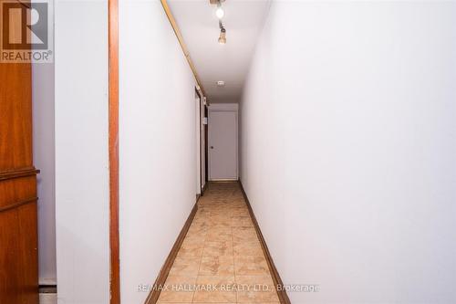 LOWER BACH - 224 PICKERING STREET , Toronto, Ontario M4E 3J8 4