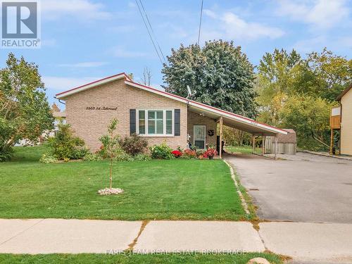 2263 25TH SIDE ROAD  Innisfil, ON L9S 2E5