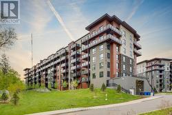 403 - 302 ESSA ROAD  Barrie, ON L9J 0H3