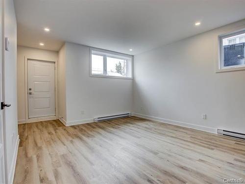 Chambre à coucher - 1731 Rue Soucy, Longueuil (Saint-Hubert), QC - Indoor Photo Showing Other Room