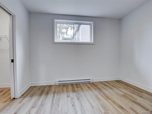 Chambre à coucher - 1731 Rue Soucy, Longueuil (Saint-Hubert), QC - Indoor Photo Showing Other Room