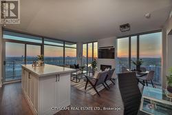 2810 - 105 THE QUEENSWAY AVENUE  Toronto, ON M6S 5B5