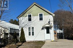 485 BROWN STREET South Bruce Peninsula, ON N0H 2T0