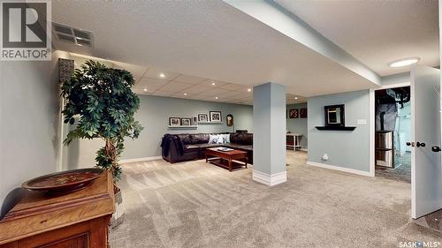 29 Latta Street, Regina, SK - Indoor