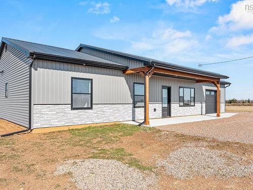 11297 Highway 2, Masstown, NS 