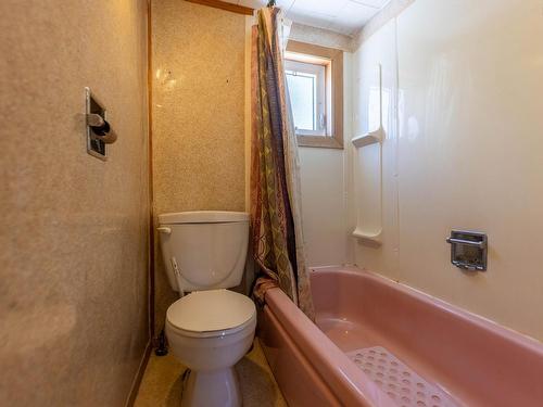 135 Pleasant Street E, Amherst, NS 