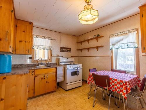 135 Pleasant Street E, Amherst, NS 