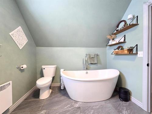 2816 Barronsfield Road, River Hebert, NS 