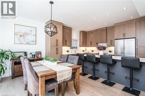 351 Chokecherry Crescent, Waterloo, ON - Indoor Photo Showing Dining Room