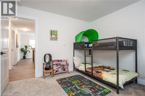 351 Chokecherry Crescent, Waterloo, ON - Indoor Photo Showing Bedroom