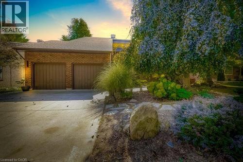 9 Foresthill Crescent, Fonthill, ON - Outdoor