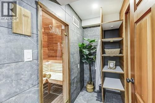 9 Foresthill Crescent, Fonthill, ON - Indoor Photo Showing Other Room