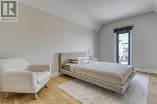 61 Crestview Drive, Middlesex Centre, ON - Indoor Photo Showing Bedroom