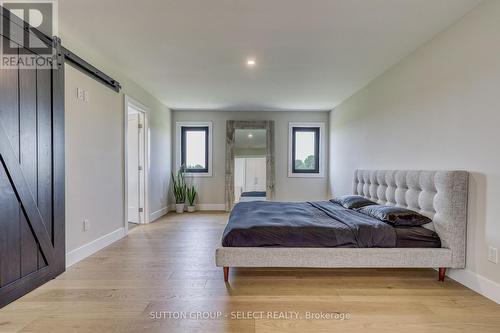 61 Crestview Drive, Middlesex Centre, ON - Indoor Photo Showing Bedroom