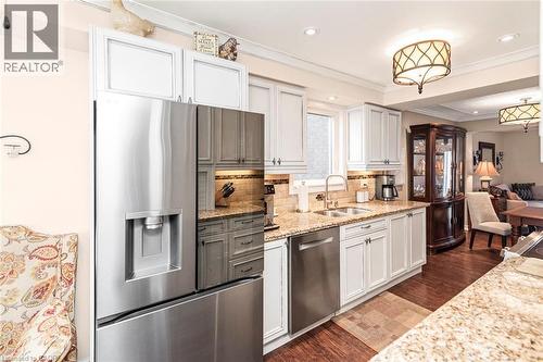 27 Beaverton Drive, Hamilton, ON - Indoor Photo Showing Kitchen With Double Sink With Upgraded Kitchen