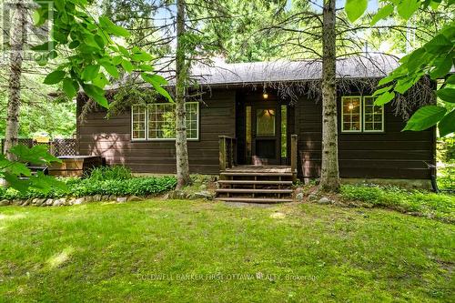 1102 EBBS BAY ROAD  Drummond/North Elmsley, ON K7C 0C5