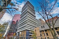 3202 - 57 ST. JOSEPH STREET  Toronto, ON M5S 0C5