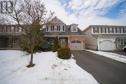 12 GAYDON WAY  Brantford, ON N3T 6P9