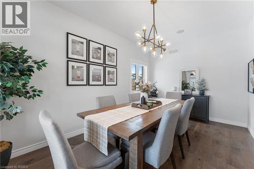 2 Masters Lane, Paris, ON - Indoor Photo Showing Dining Room