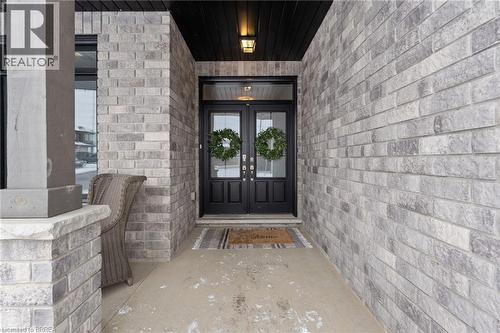 2 Masters Lane, Paris, ON - Outdoor