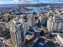 405-751 Fairfield Rd  Victoria, BC V8T 1C8