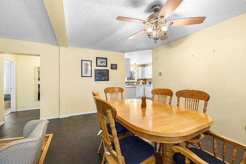 315 14Th Avenue, Cranbrook, BC - Indoor Photo Showing Dining Room