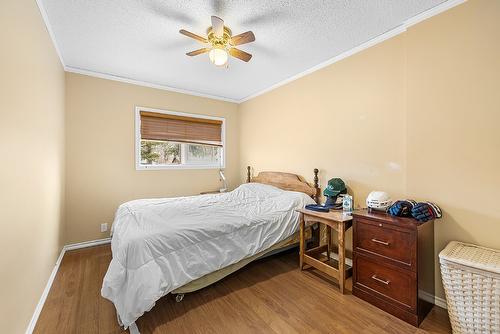 315 14Th Avenue, Cranbrook, BC - Indoor Photo Showing Bedroom