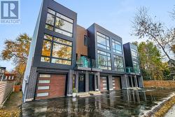 4 - 2639 R DUNDAS STREET W  Toronto, ON M6P 1X9